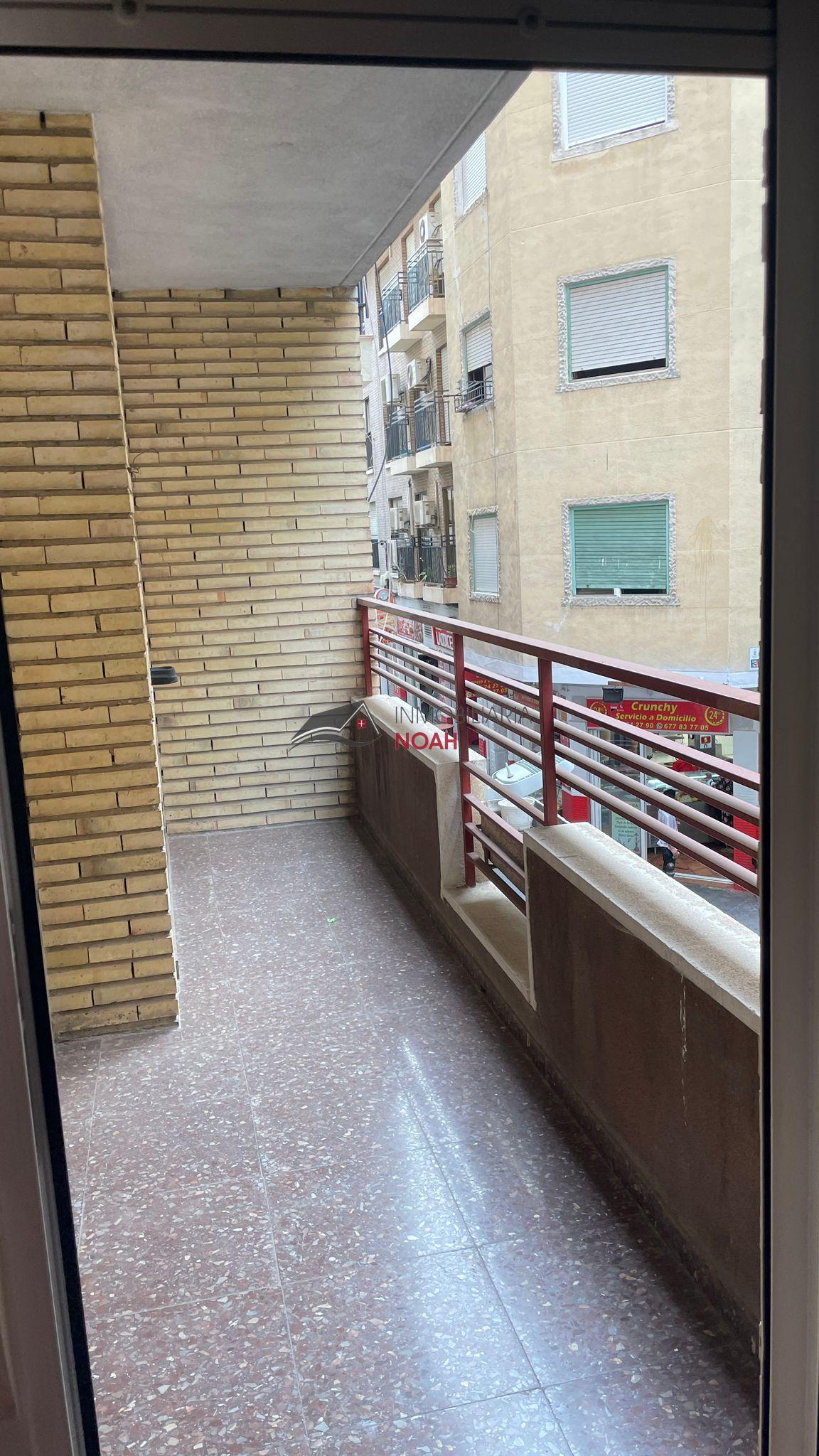 For rent of flat in Murcia