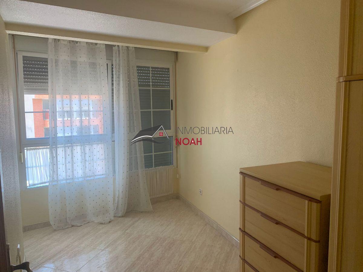For rent of flat in Murcia