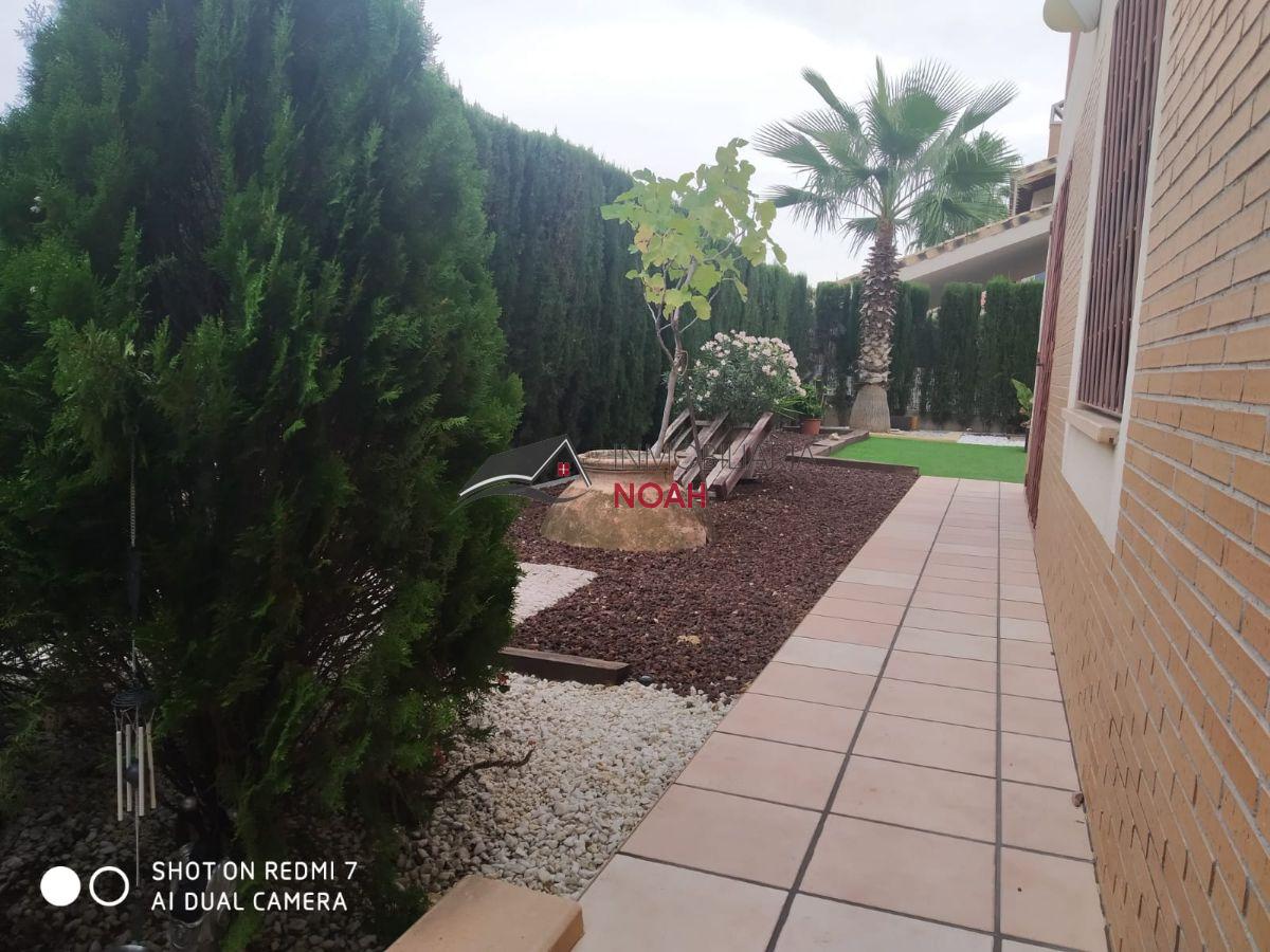 For sale of chalet in Guadalupe