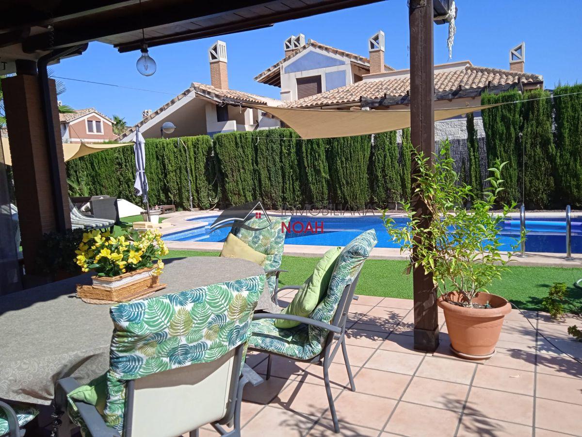 For sale of chalet in Murcia