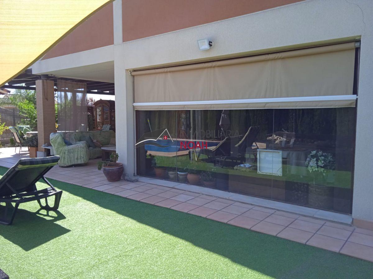 For sale of chalet in Murcia