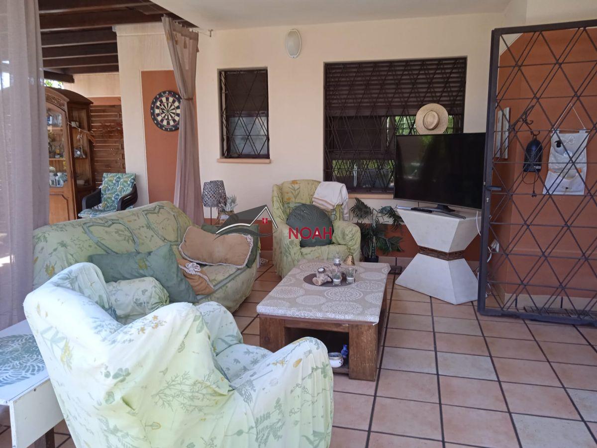 Venta de chalet en Guadalupe