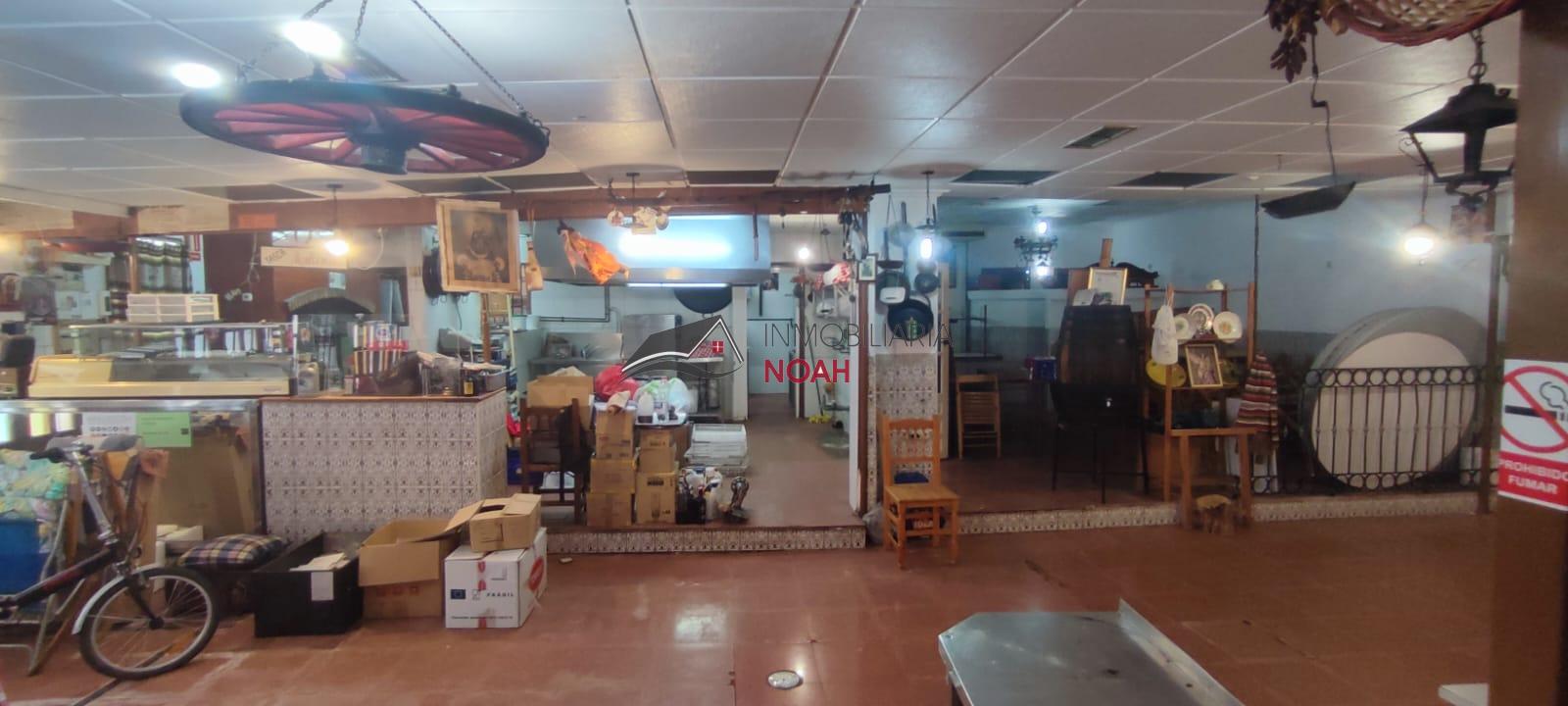 For sale of commercial in Murcia