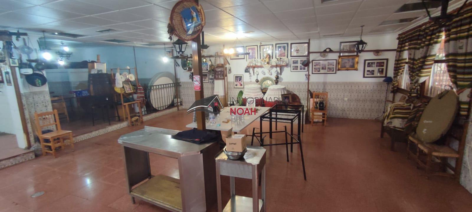 For sale of commercial in Murcia