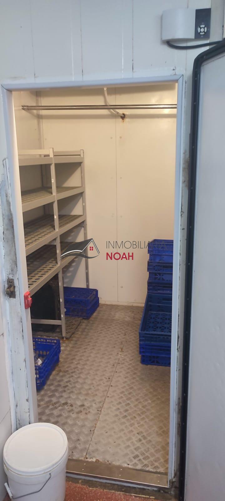 For sale of commercial in Murcia
