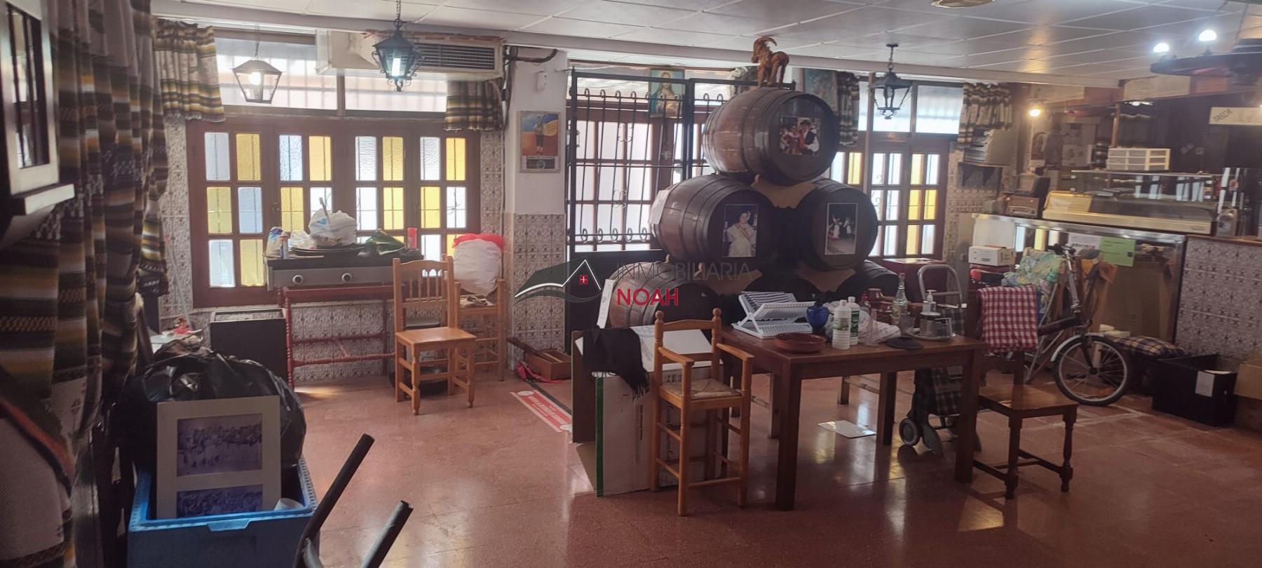 For sale of commercial in Murcia