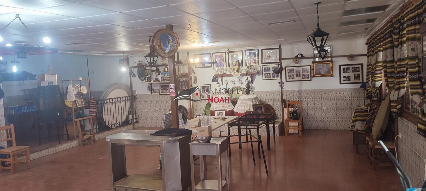 For sale of commercial in Murcia