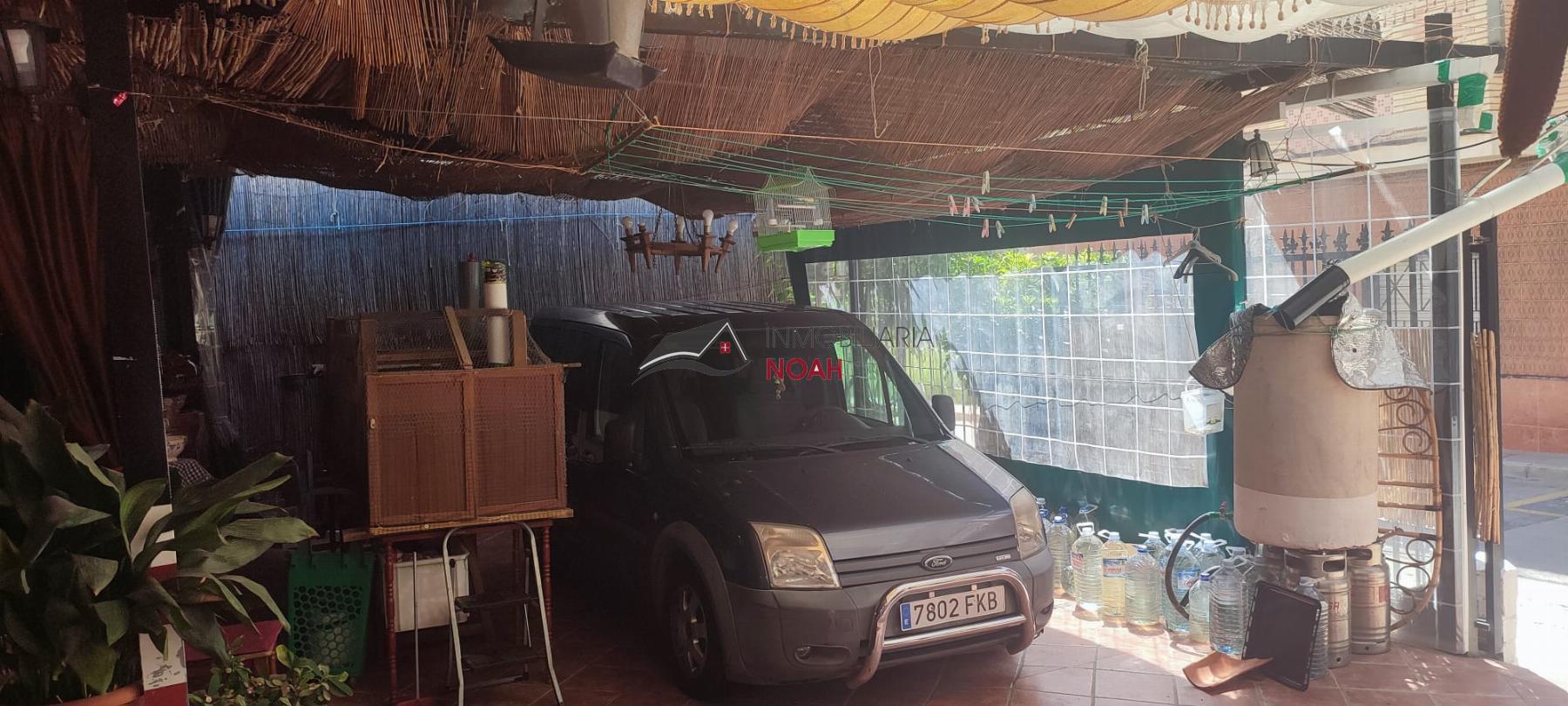 For sale of commercial in Murcia