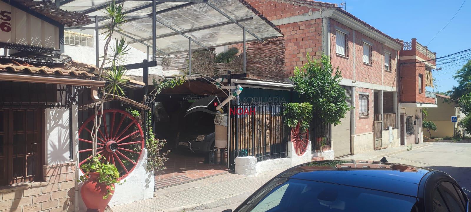For sale of commercial in Murcia