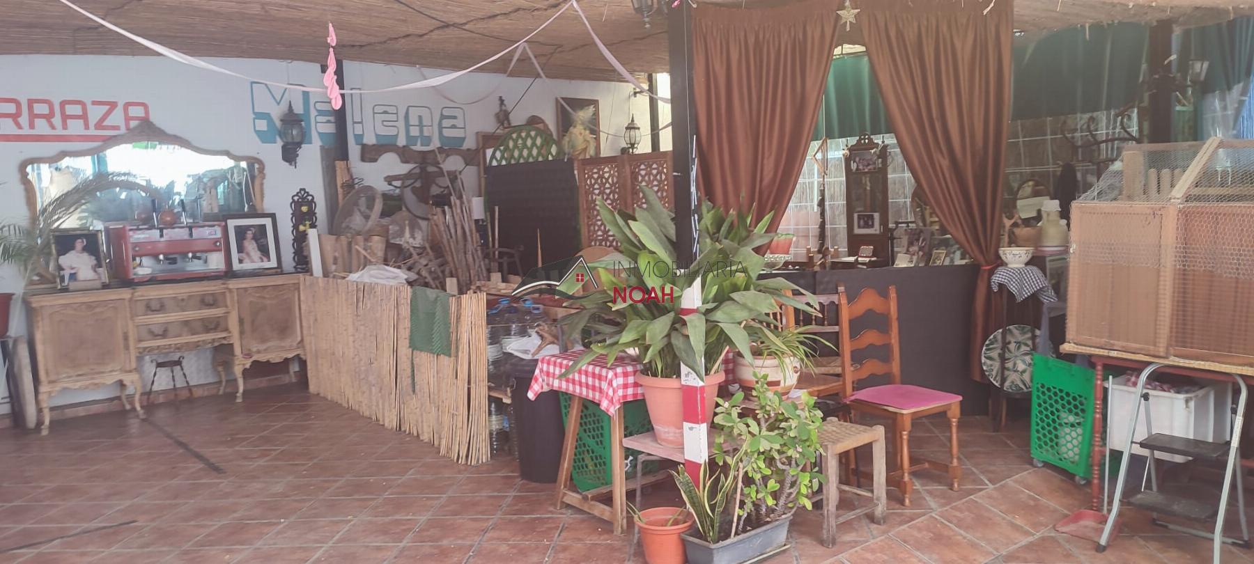 For sale of commercial in Murcia
