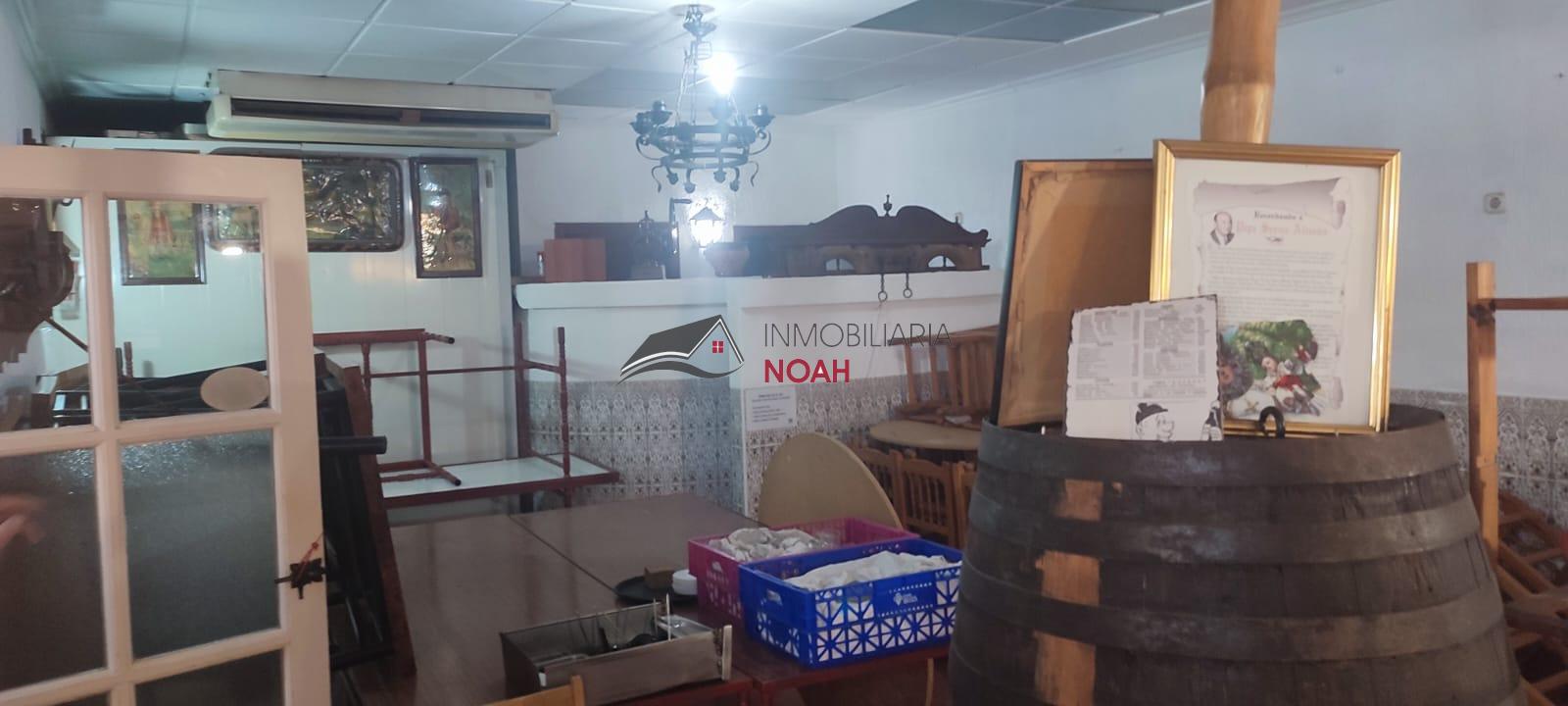 For sale of commercial in Murcia