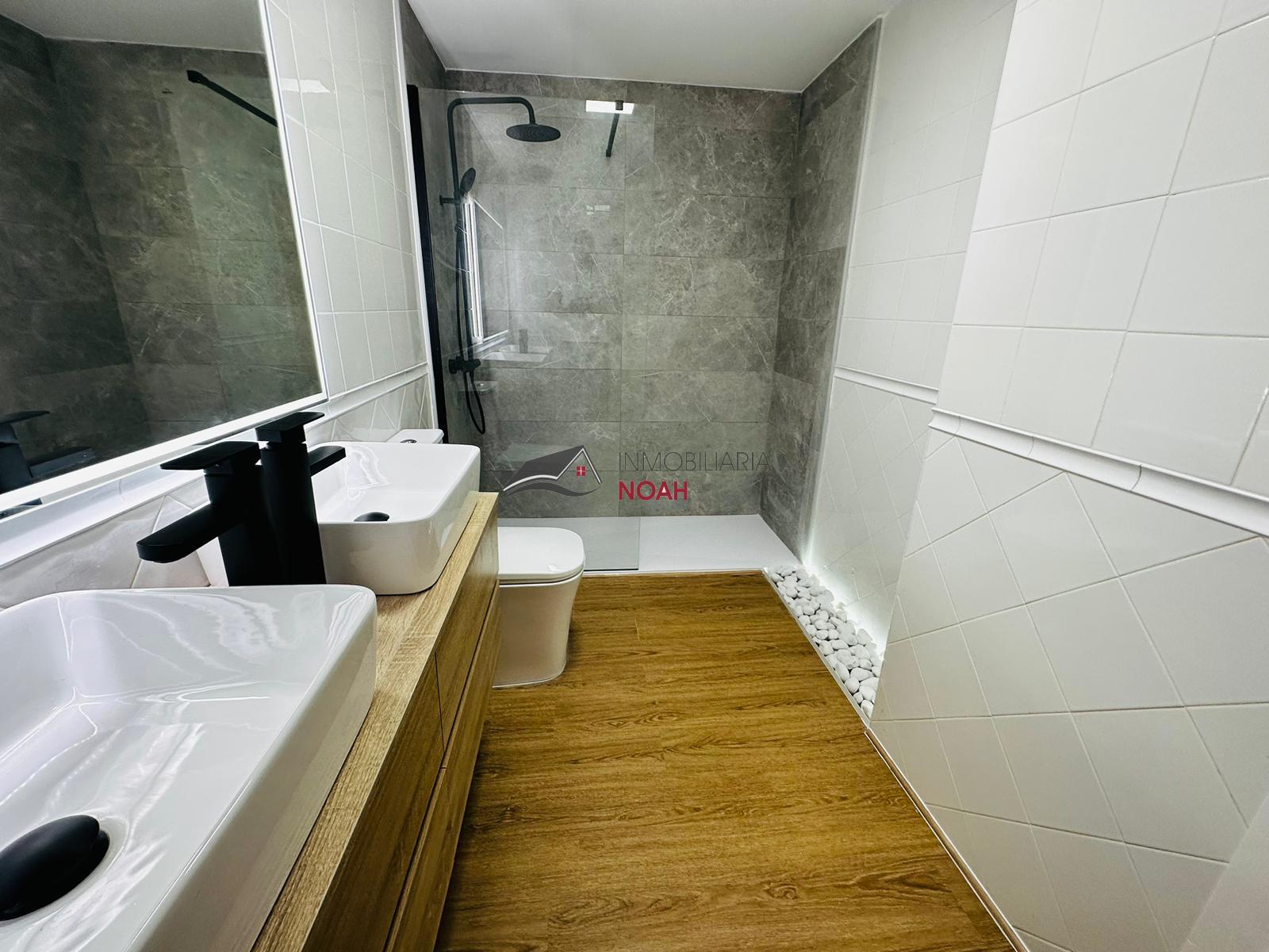 For sale of flat in Murcia