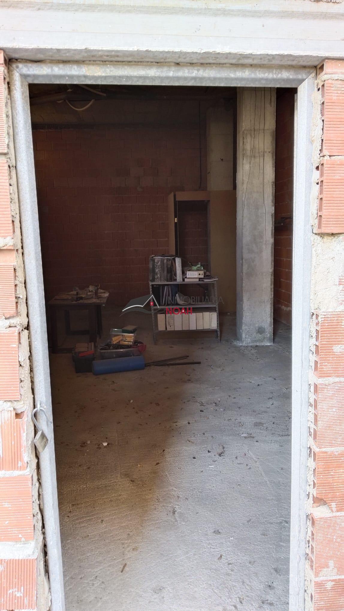 For sale of commercial in Murcia