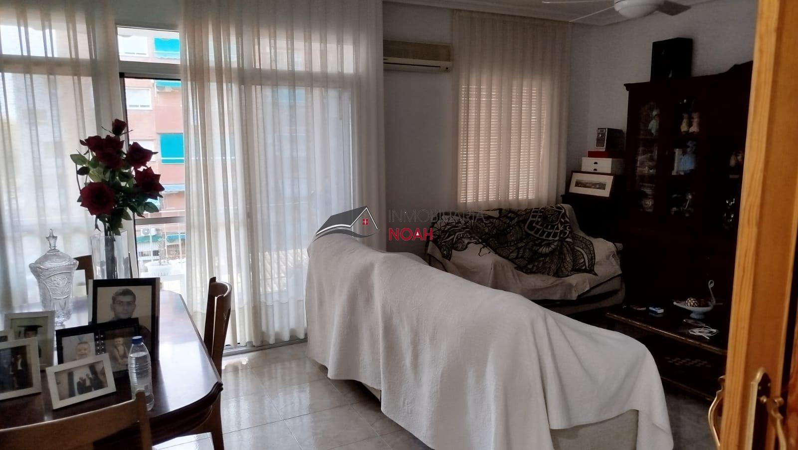 For sale of flat in Murcia