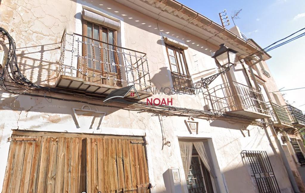 For sale of house in Blanca
