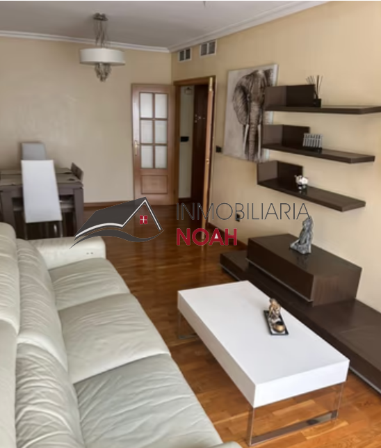 For sale of flat in Los Ramos