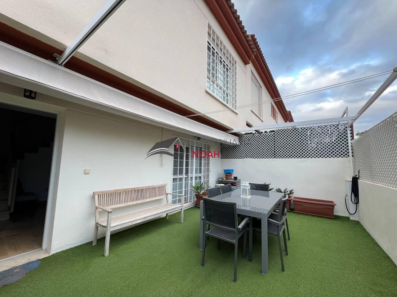 For sale of duplex in Murcia