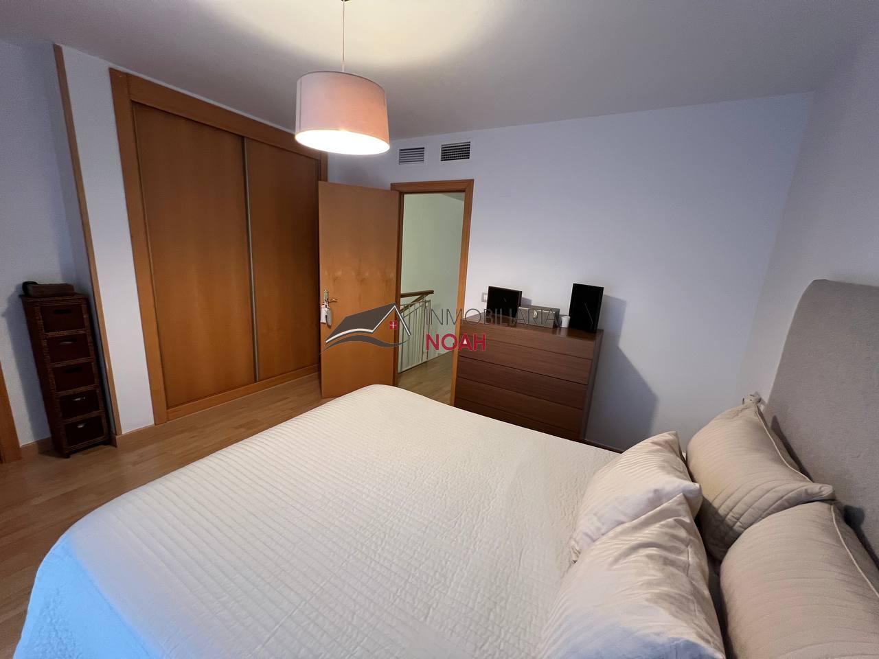 For sale of duplex in Murcia