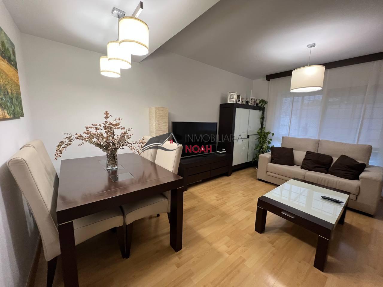 For sale of duplex in Murcia