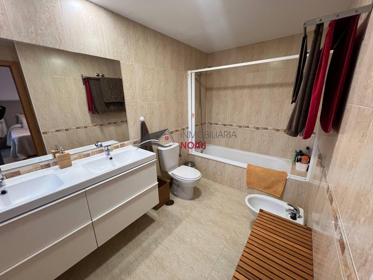 For sale of duplex in Murcia