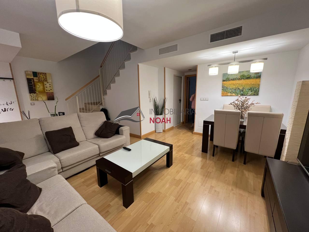 For sale of duplex in Murcia