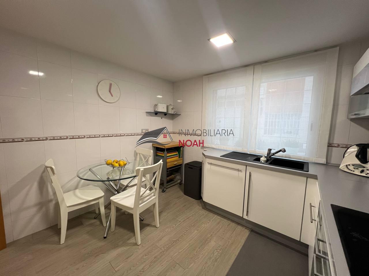 For sale of duplex in Murcia
