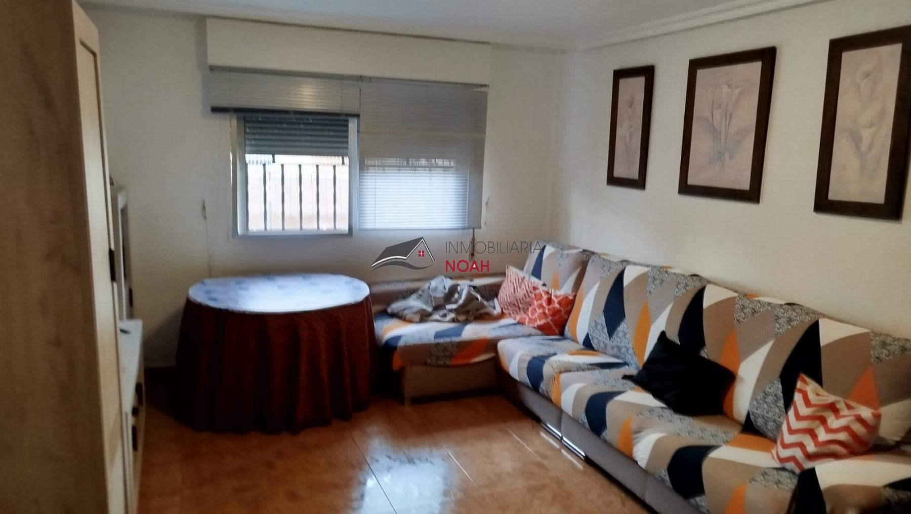 For sale of duplex in El Raal