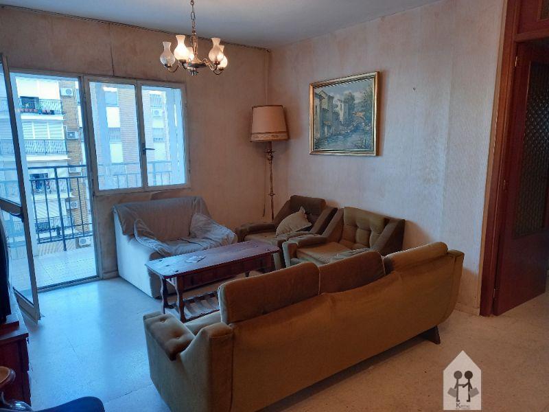 For sale of flat in Sevilla