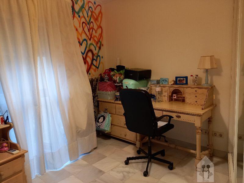For sale of house in Sevilla