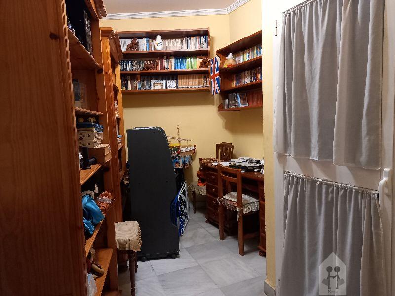For sale of house in Sevilla