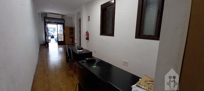 For rent of commercial in Sevilla