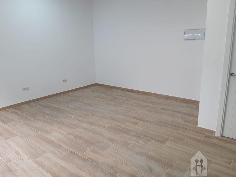 For rent of premises in Sevilla