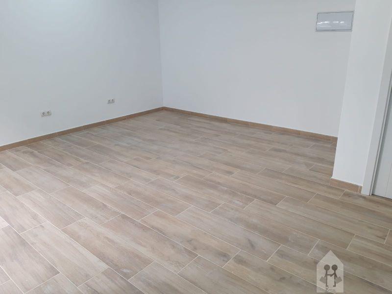 For rent of premises in Sevilla