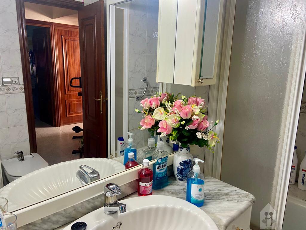 For sale of flat in Sevilla