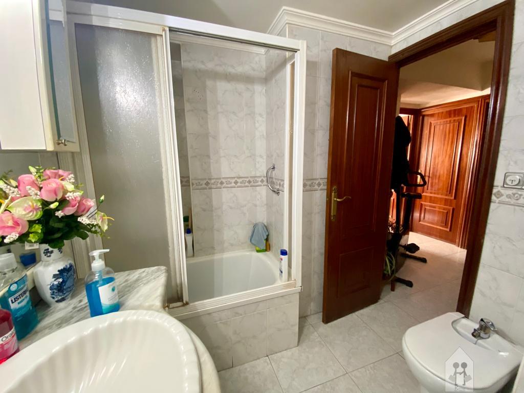 For sale of flat in Sevilla