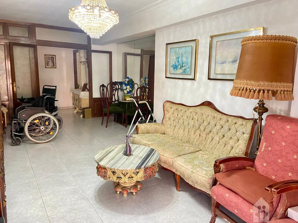 For sale of flat in Sevilla