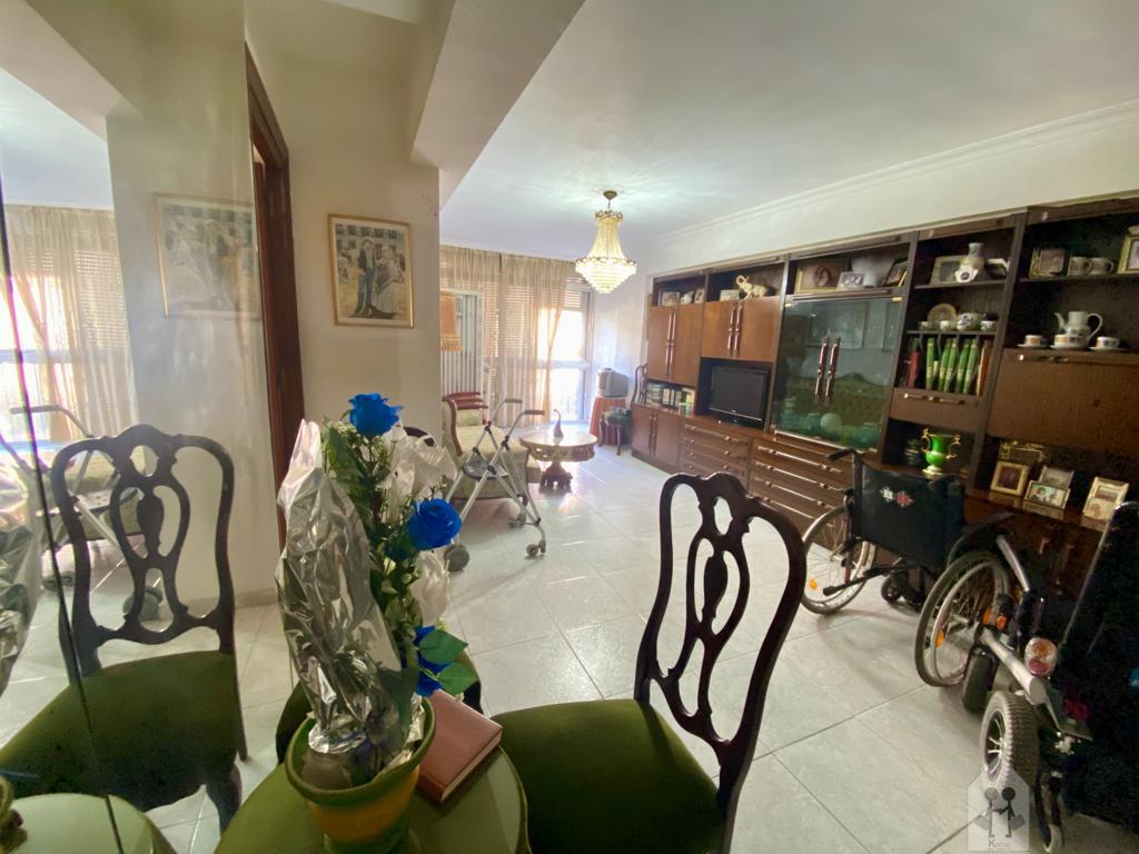 For sale of flat in Sevilla