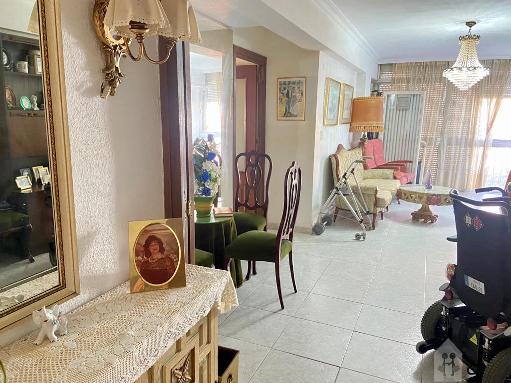 For sale of flat in Sevilla