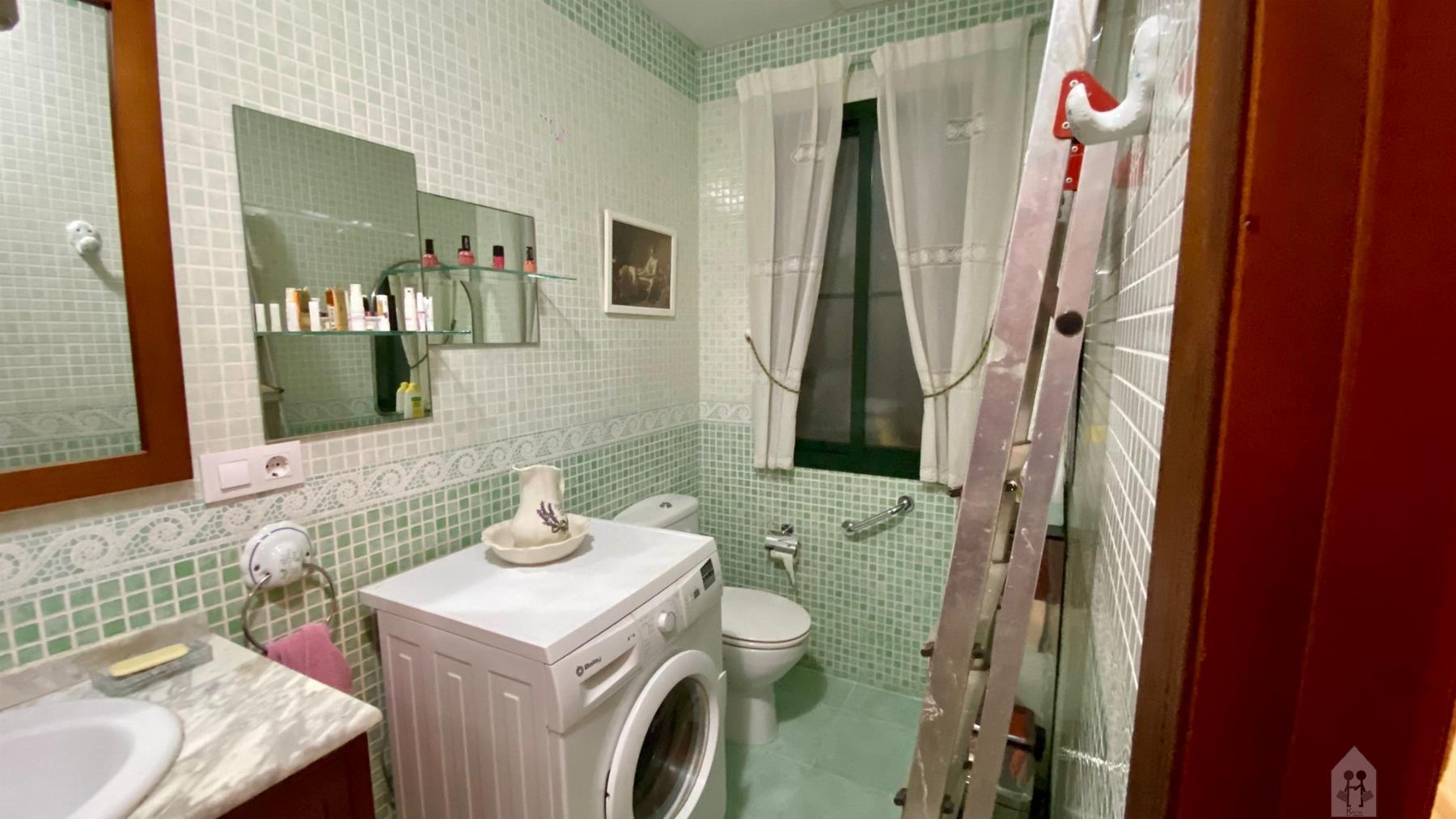 For sale of flat in Sevilla