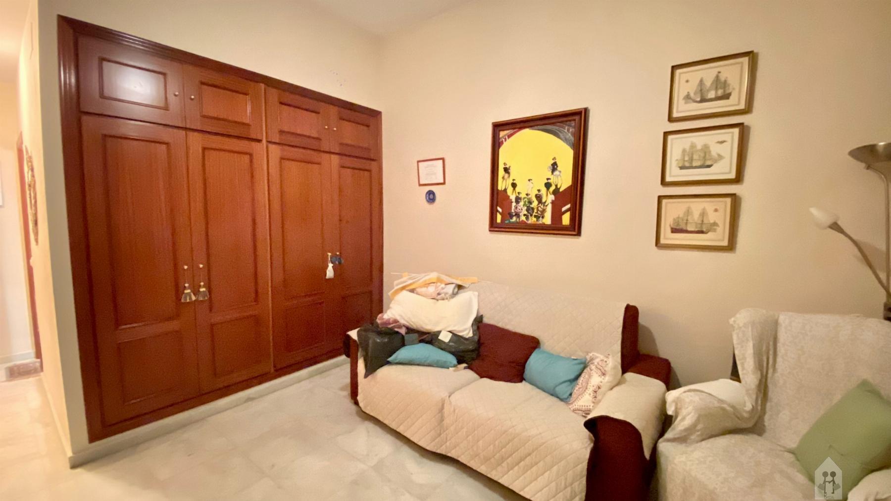 For sale of flat in Sevilla