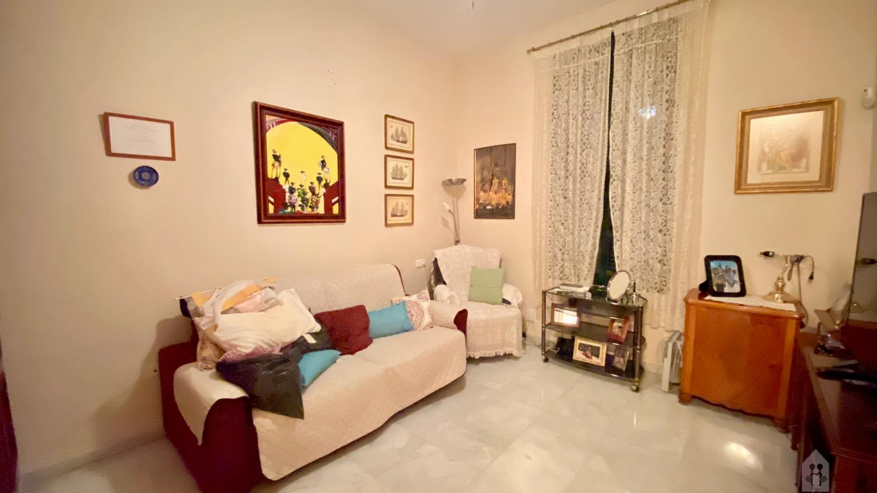 For sale of flat in Sevilla