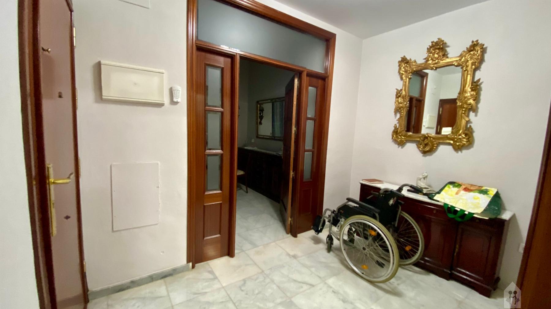 For sale of flat in Sevilla