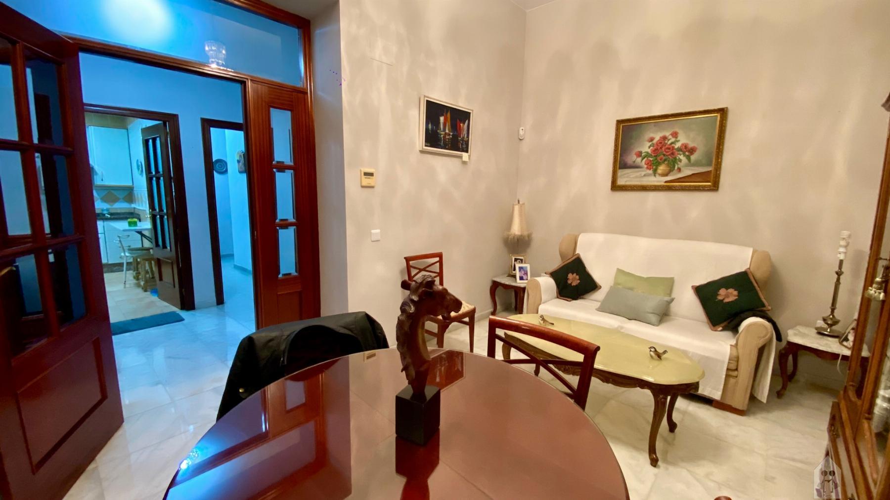 For sale of flat in Sevilla