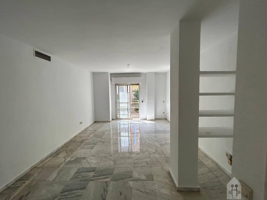 For sale of flat in Sevilla