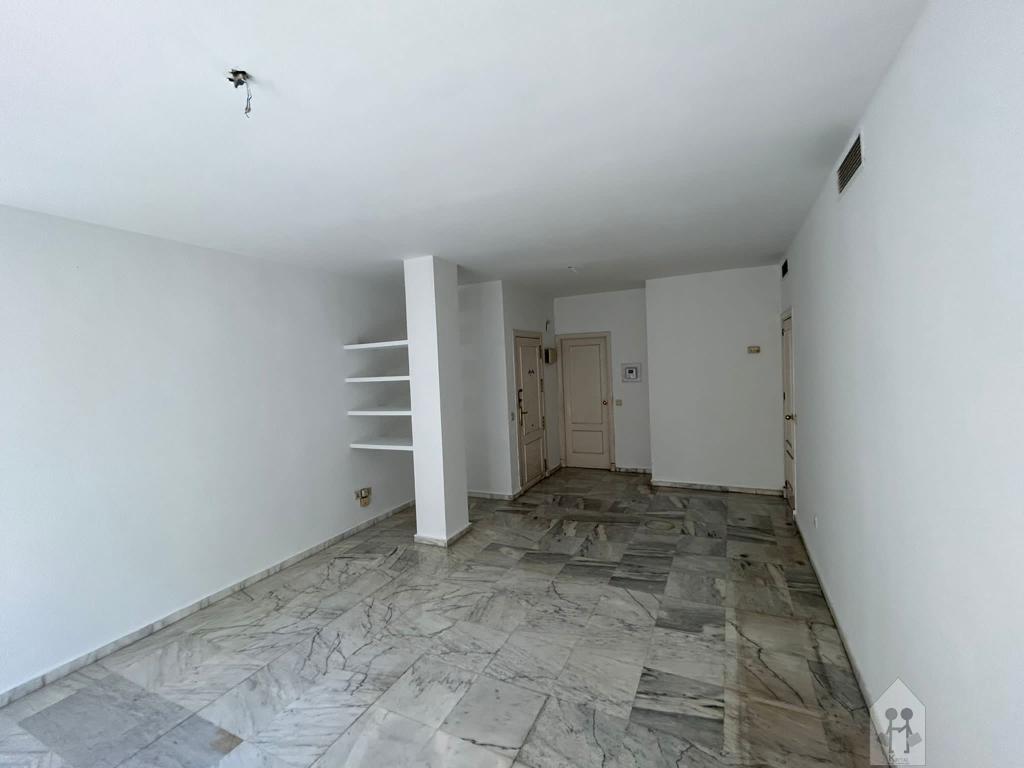 For sale of flat in Sevilla