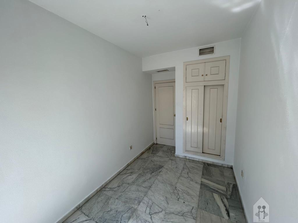 For sale of flat in Sevilla