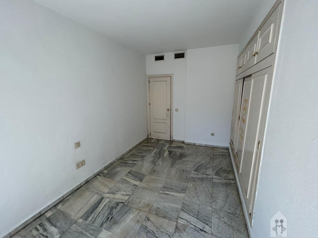 For sale of flat in Sevilla