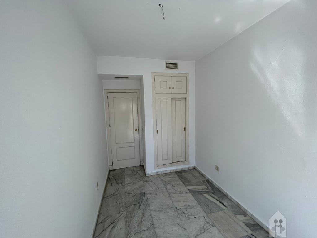 For sale of flat in Sevilla