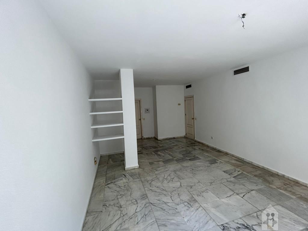 For sale of flat in Sevilla