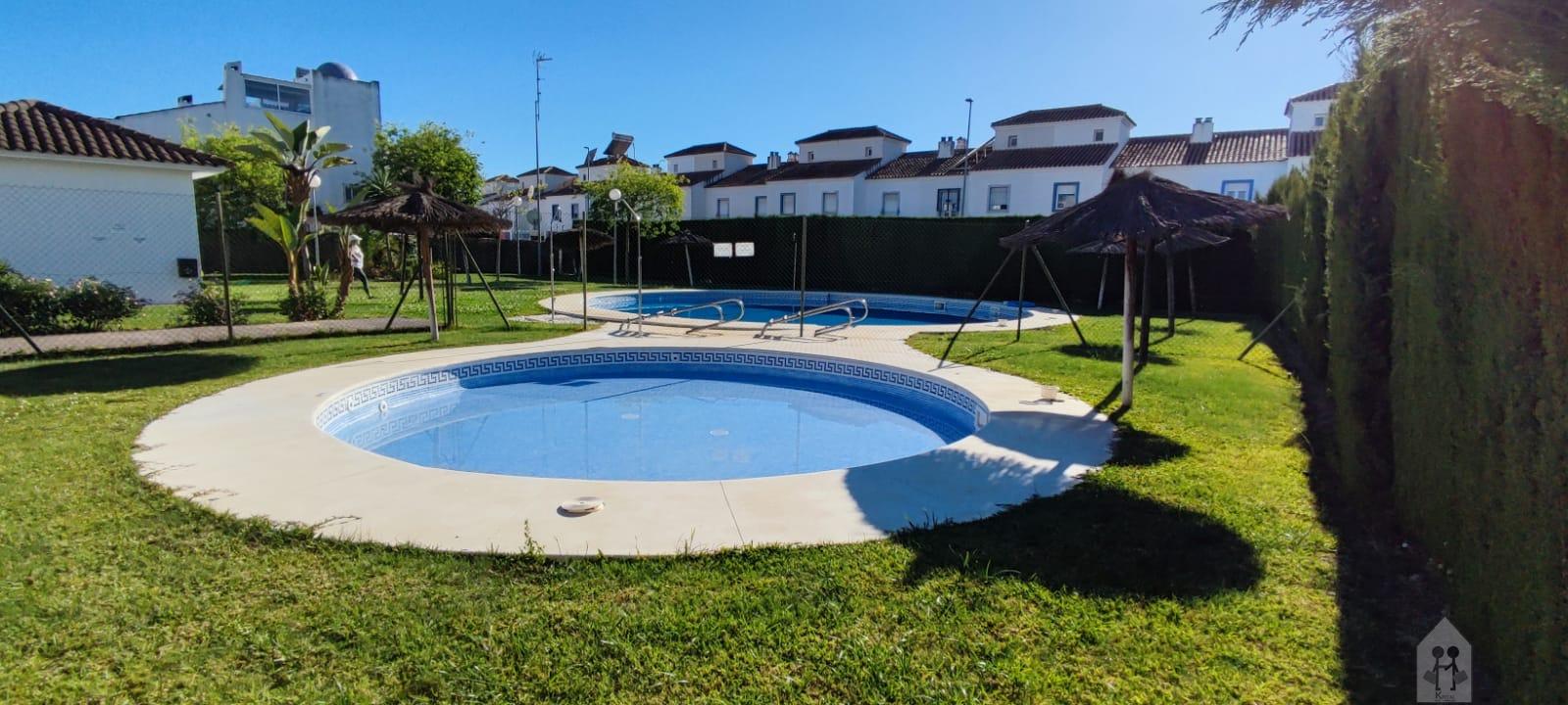 For sale of house in Coria del Río